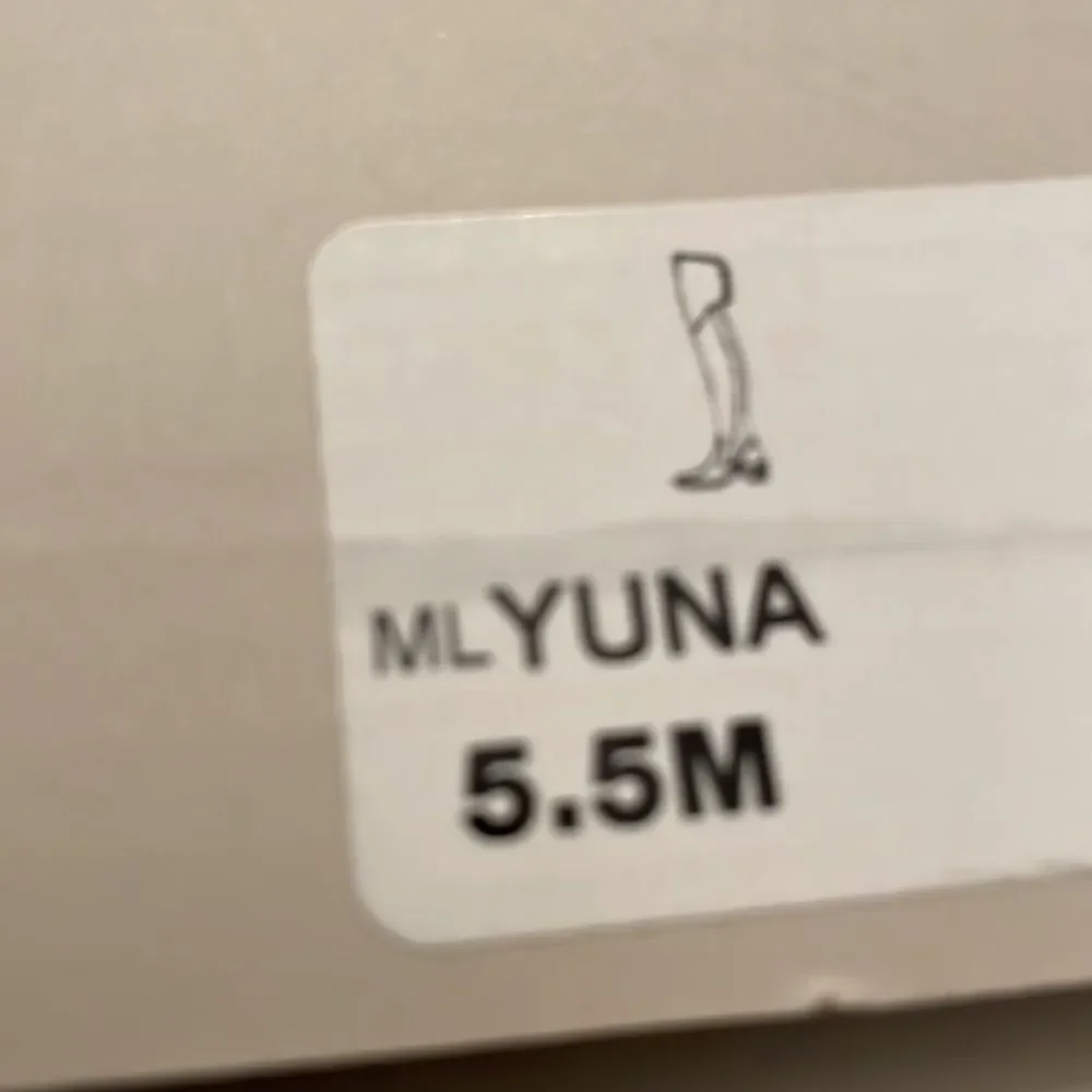 - NWT IN BOX MARK FISHER OVER THE KNEE YUNA BOOTS BLACK SIZE 5.5